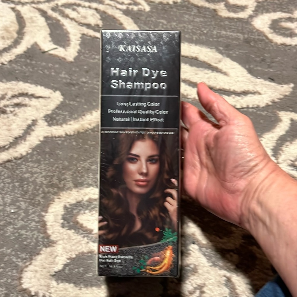 Kaisasa hair dye shampoo. Light brown. New. Plant extract for hair dye.